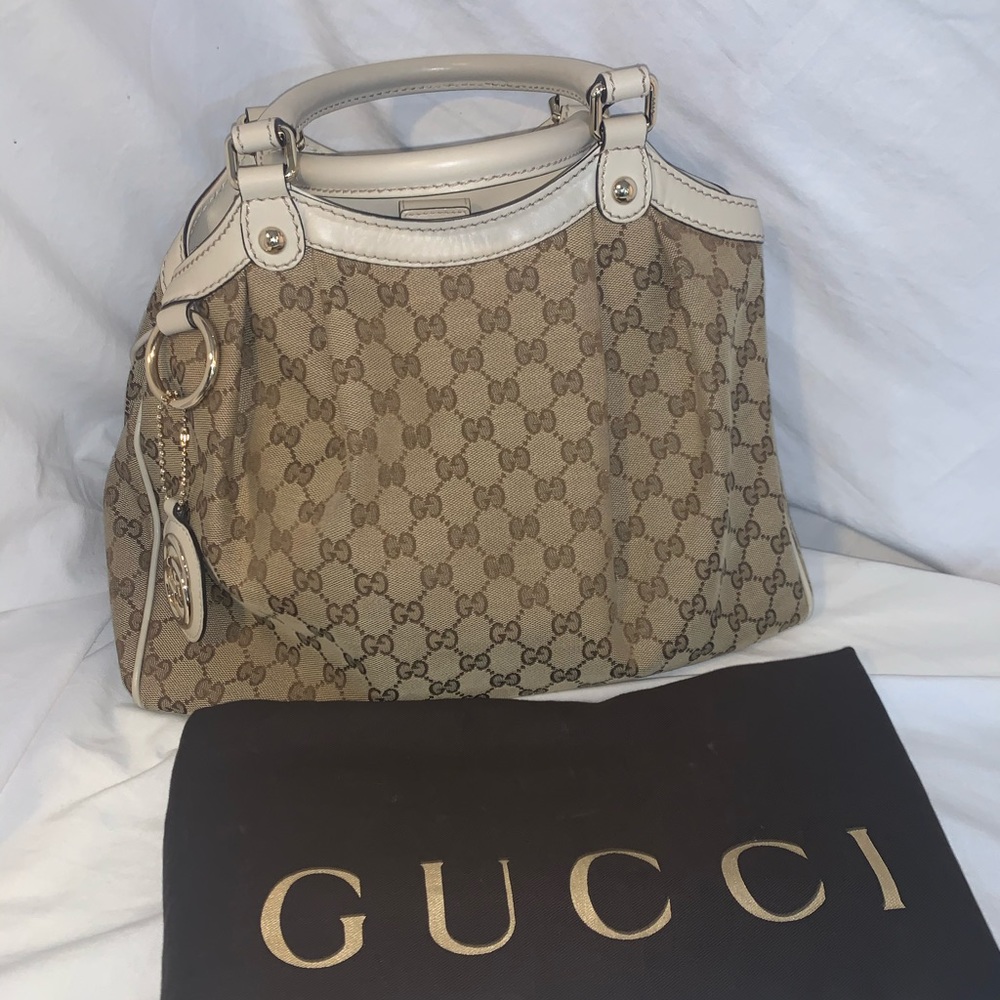 ❌SOLD❌ 100% Authentic Gucci Sukey Medium Sized